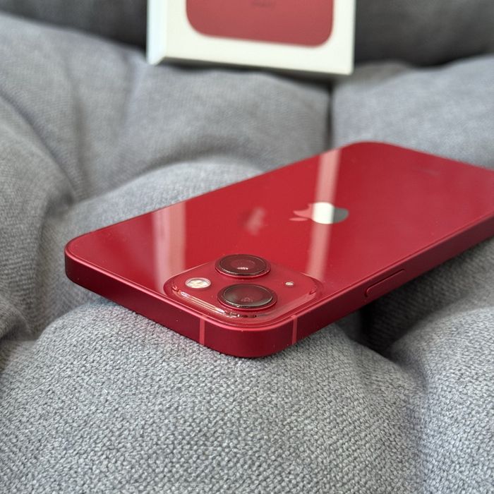 Apple iphone 13 Red 256 гб Идеал