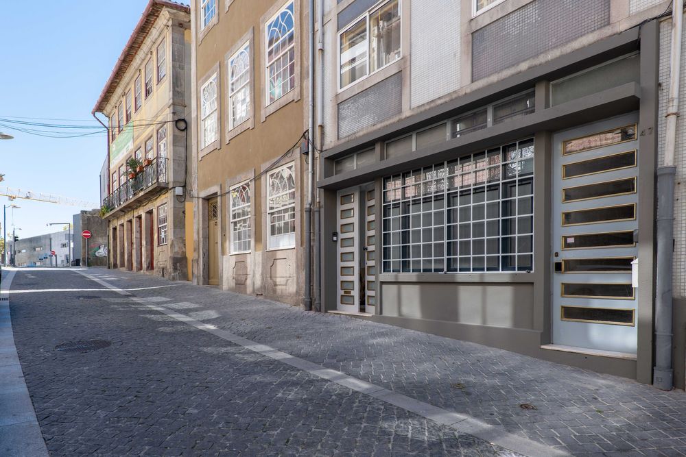 Estúdio na Batalha/Guindais