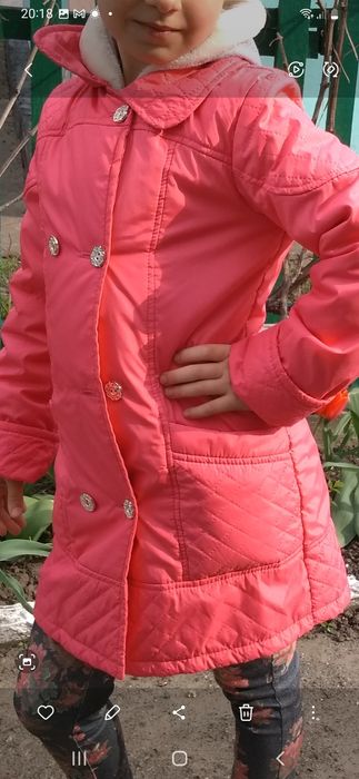 Курточка і плащик осінь,весна на дівчинку