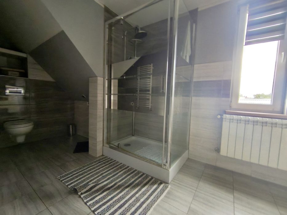 Bezczynszowe , po remoncie 72 m na 1 piętrze