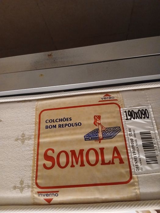 Duas camas e dois colchões