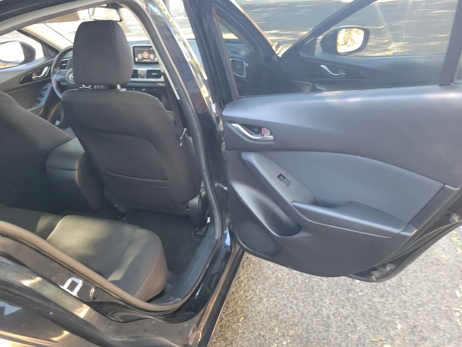 Mazda 3 sedan sport