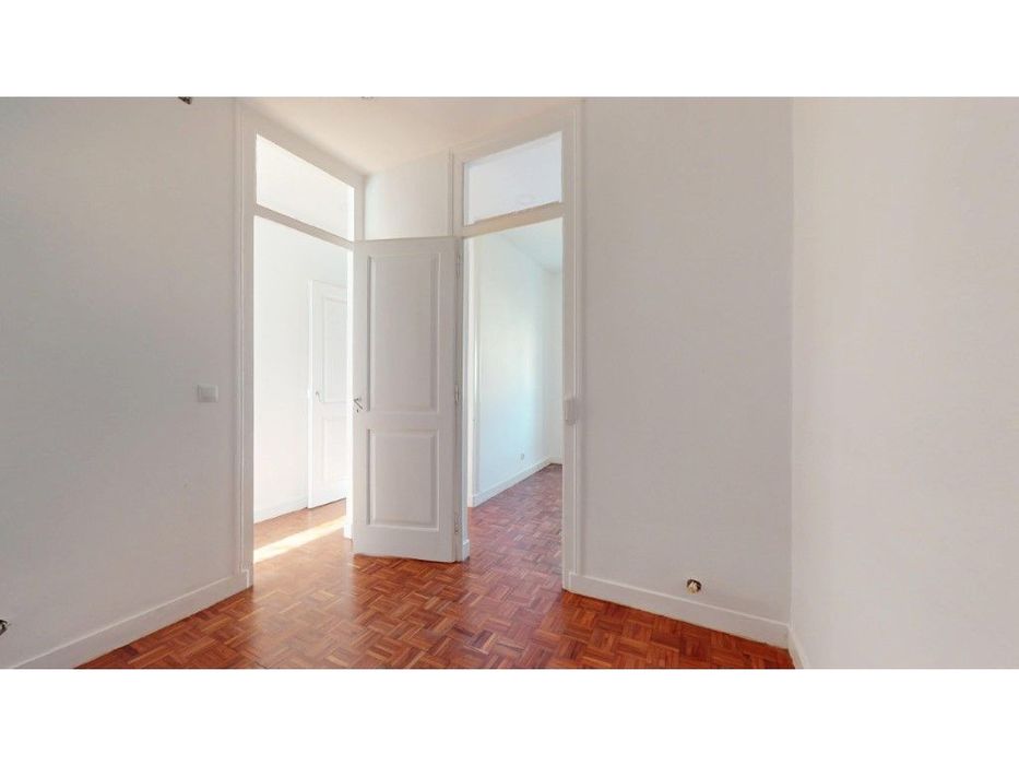 Apartamento T2 em Alcântara