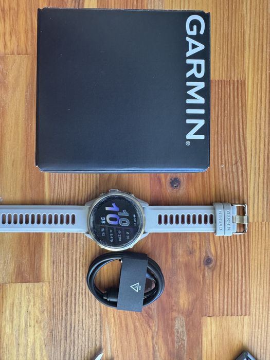 Garmin Forerunner 970 Soft Gold Titanium w. French Gray