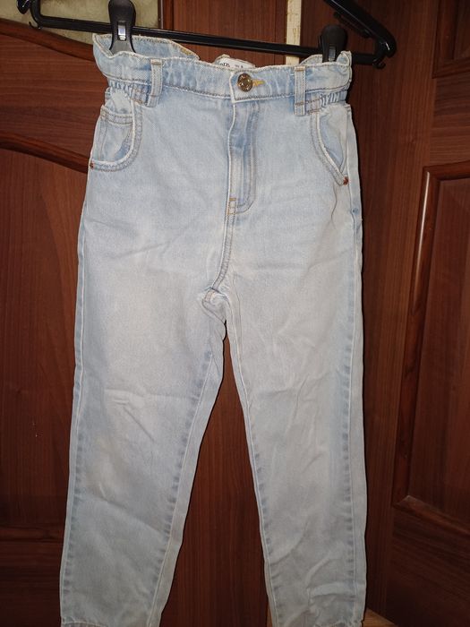 Джинсы zara на девочку