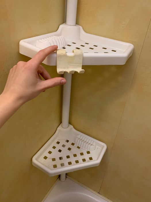 Кутова поличка для ванної кімнати