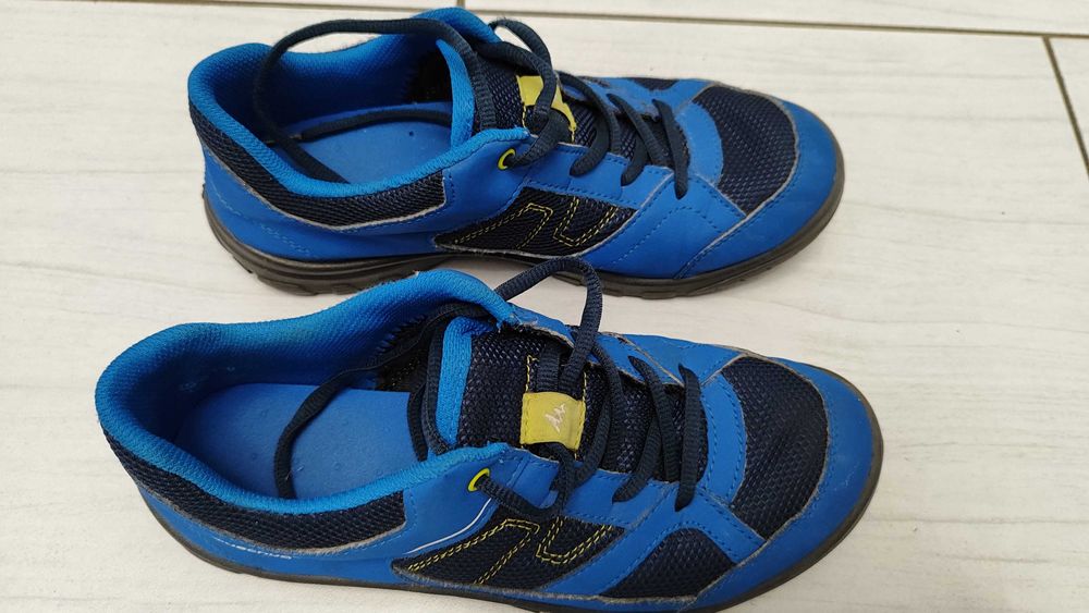 buty sportowe Quechua- dechatlon