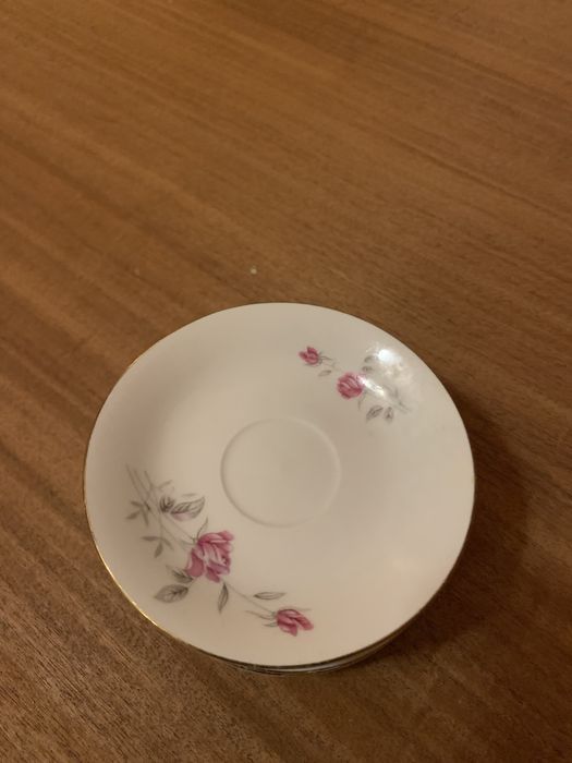 Conjunto de pires sem chávena - China