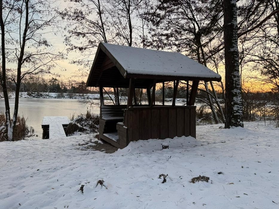 Альтанкі  Бєсєдкі на озері оренда