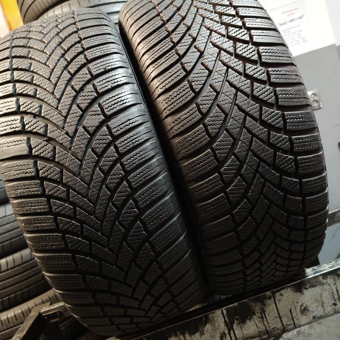235/55/19 Sprzedam parę opon zimowych Bridgestone