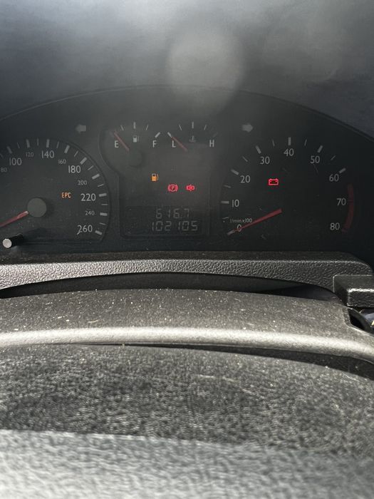 Продам машину Chery