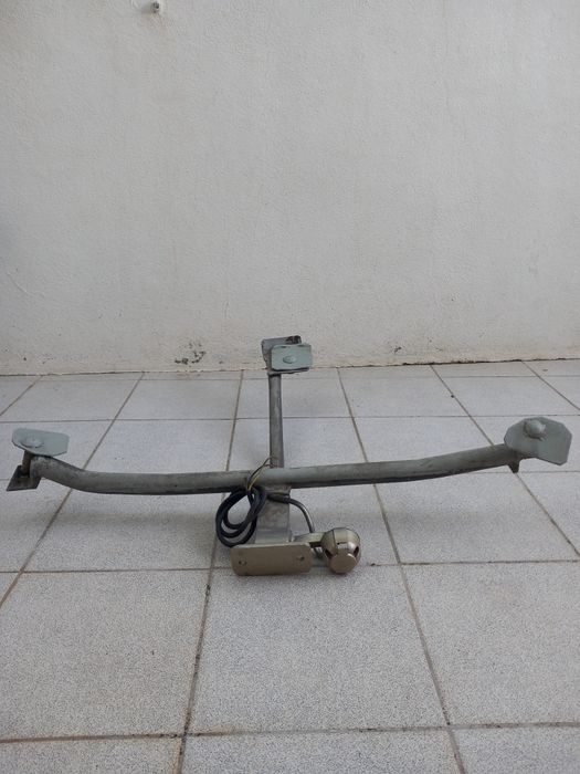 Apoio de braço traseiro/Puxe de Reboque Astra F