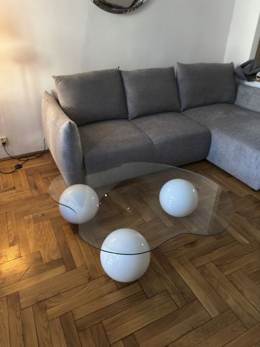 Stolik Picco the Finder biale kule szklo hartowane design polski