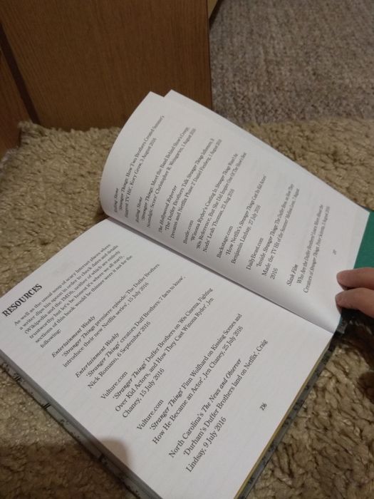 Stranger Things Książka Notes From The Upside Down