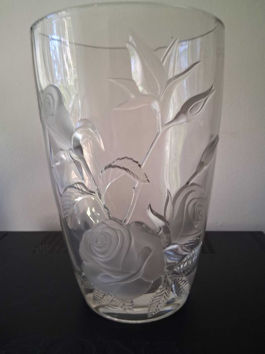 2 Jarras antigas em vidro, 25 cm