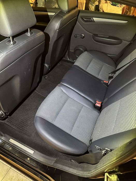 Sprzedam samochód zadbany i gotowy do jazdy