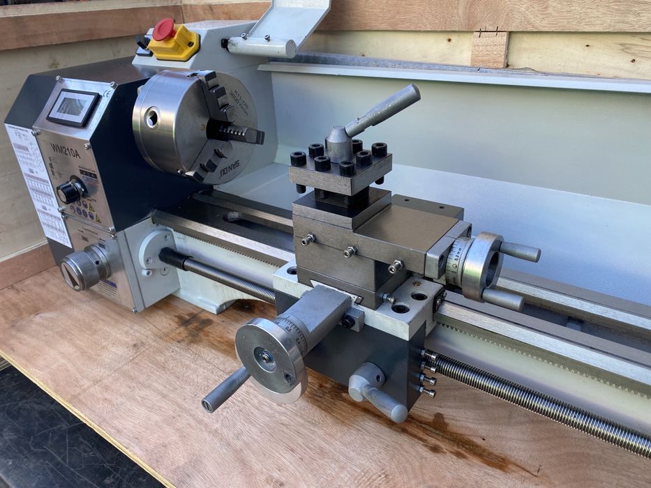 Токарний верстат ARDOTECH WM210A*800, правая и левая резьбы.