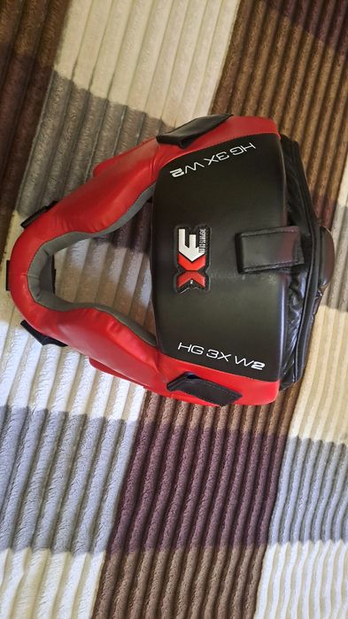 Шолом для захисту голови