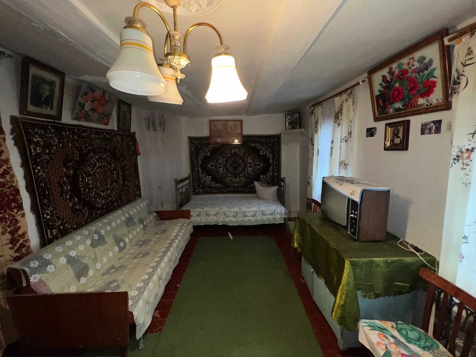 Продається будинок в селі Шапіівка.