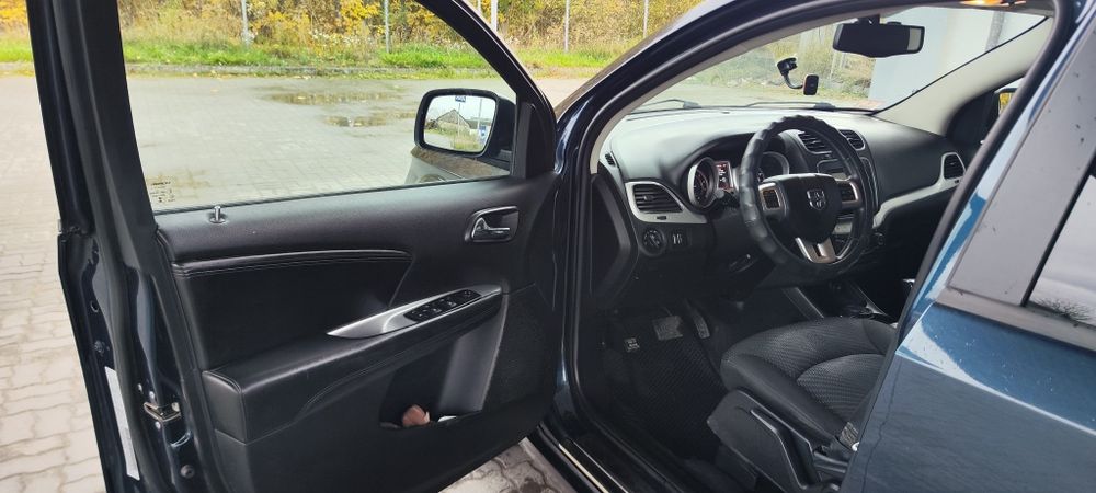 Продам авто Dodge Journey