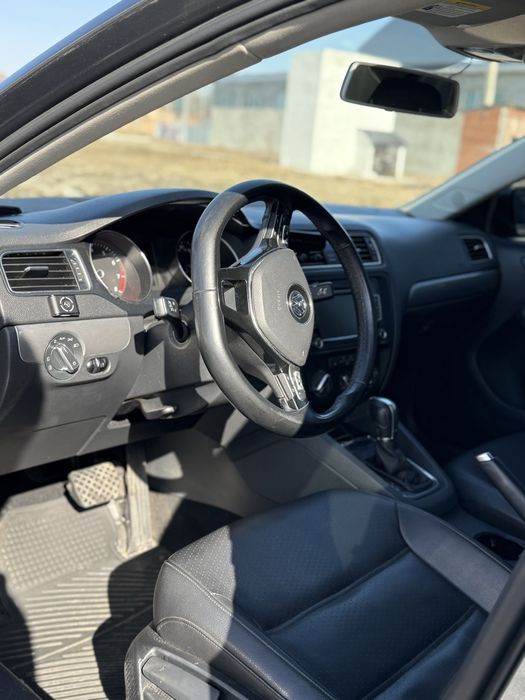 Продажа авто volkswagen jetta