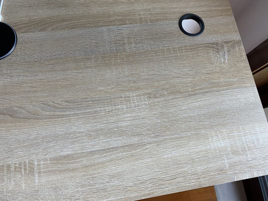 Secretaria como Nova