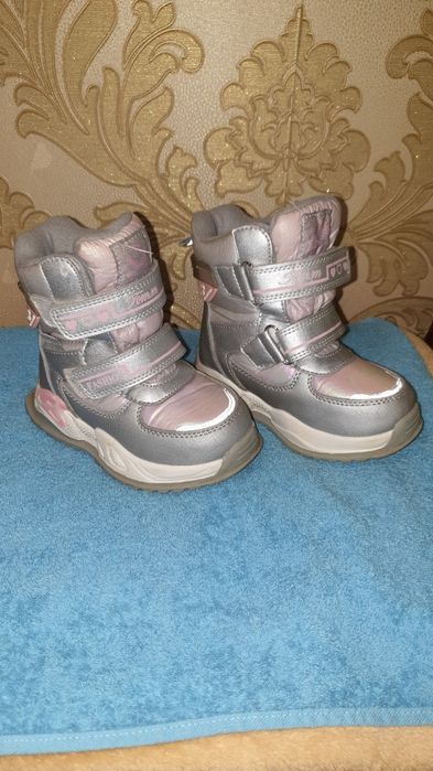 Зимние сапоги для девочки