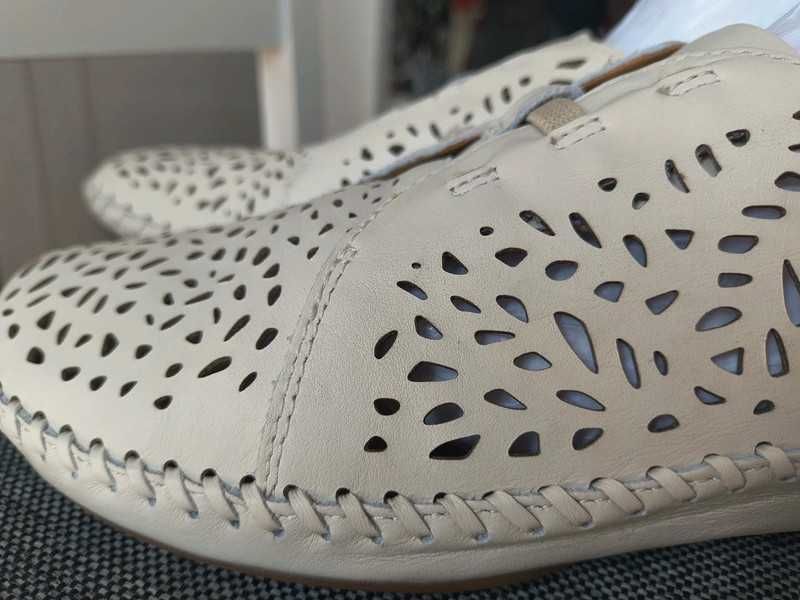 Kremowe ażurowe buty ecru skórzane Pikolinos