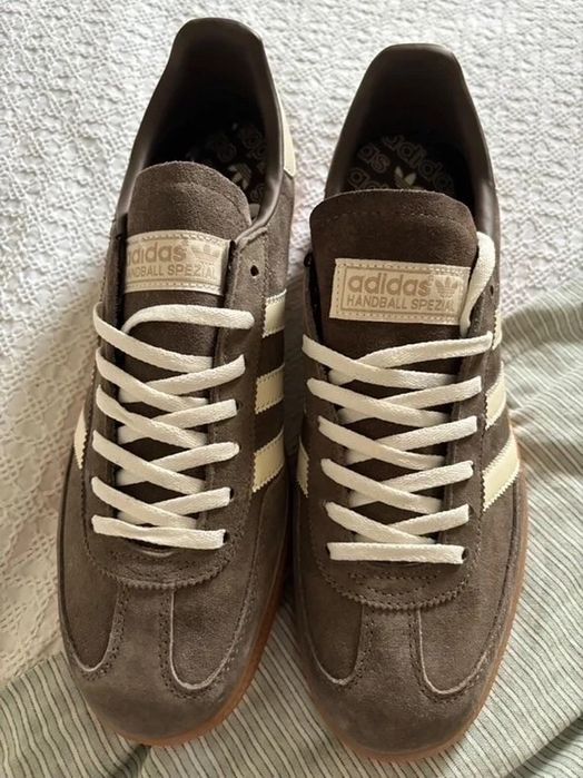 Adidas Spezial castanhos
