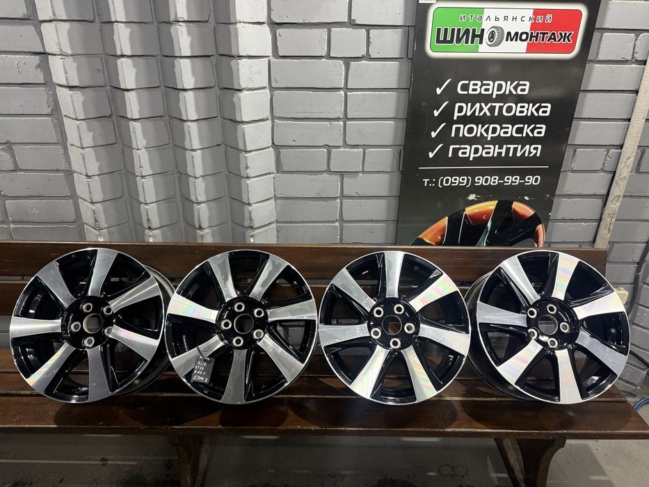 99 Оригинальные литые диски Toyota Mirai 5/114,3 R17 et39