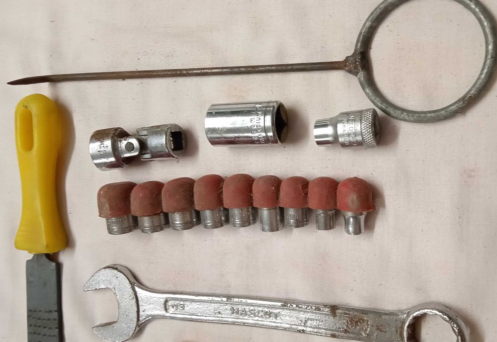 Ferramentas sortidas e usadas, lote ago5_ tudo por 5€