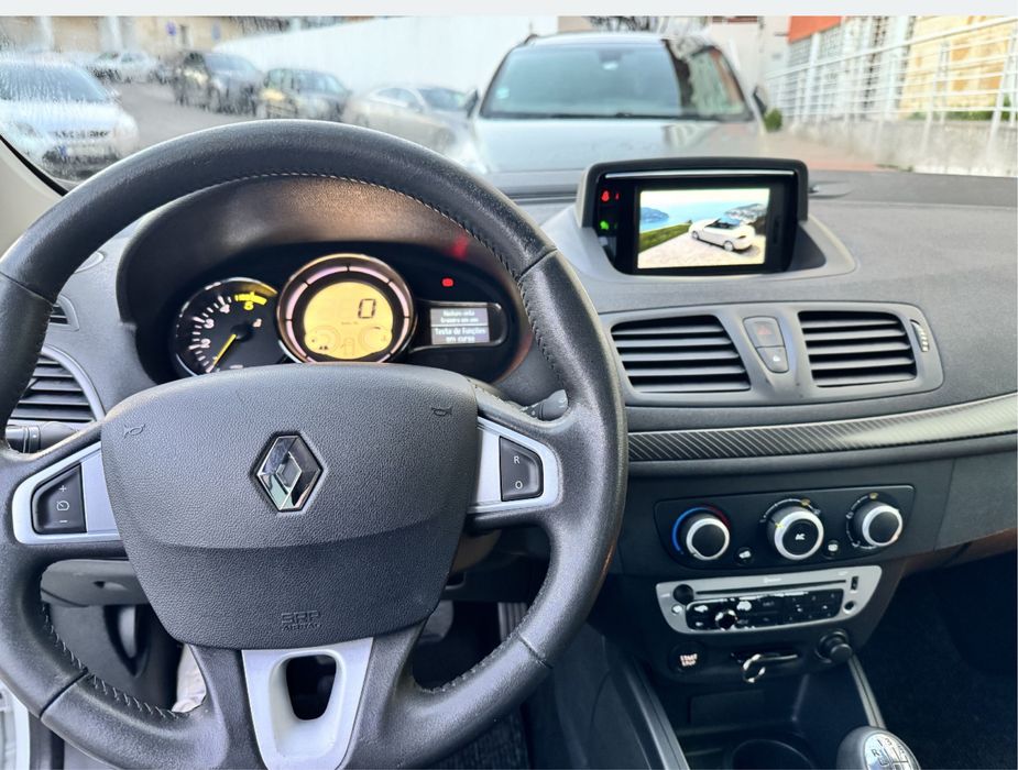 R.megane 2012 ano 1.5 dci aceito retoma