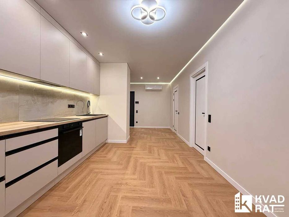 Продаж у укомплектованої квартири у новобудові біля ТЦ Veles Mall