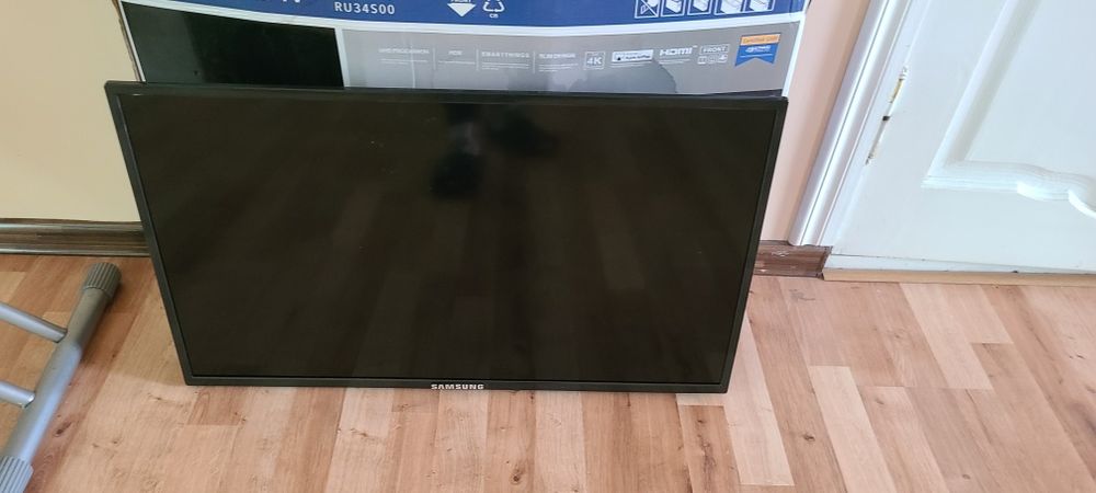 Телевізор, телевизор, ru34s00 samsung, на запчастини.