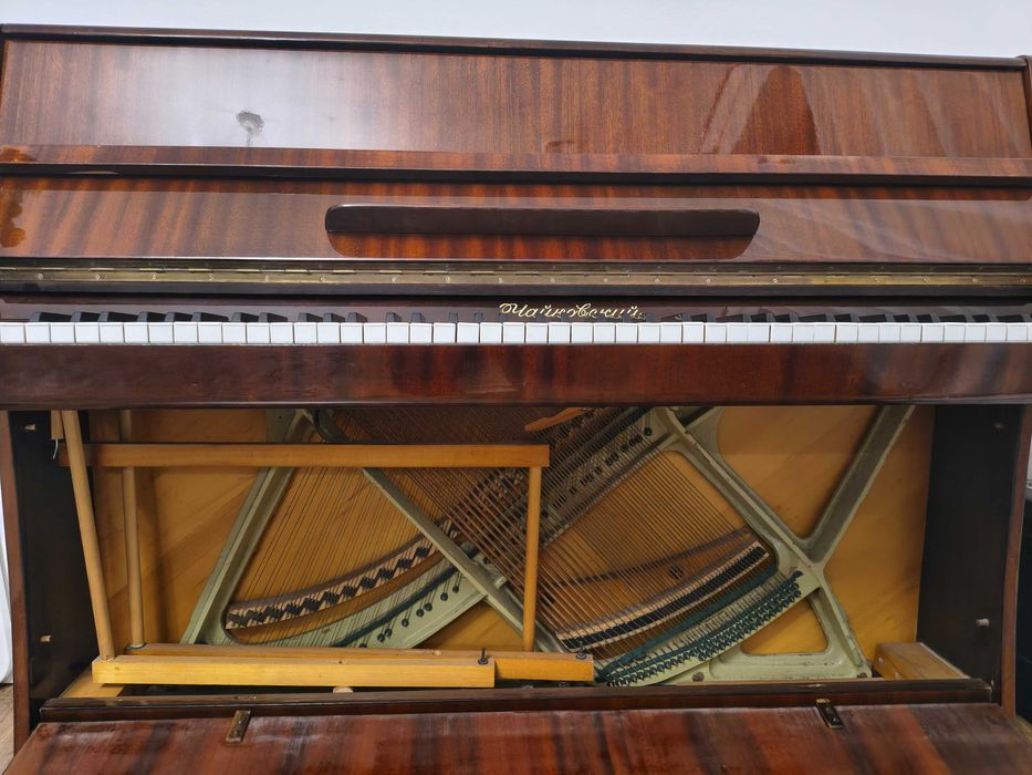 Pianino akustyczne Czajkowski, regularnie strojone A=442Hz, sprawne