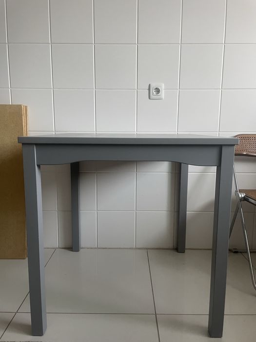 Mesa de cozinhaquadrada  74cmx74cm