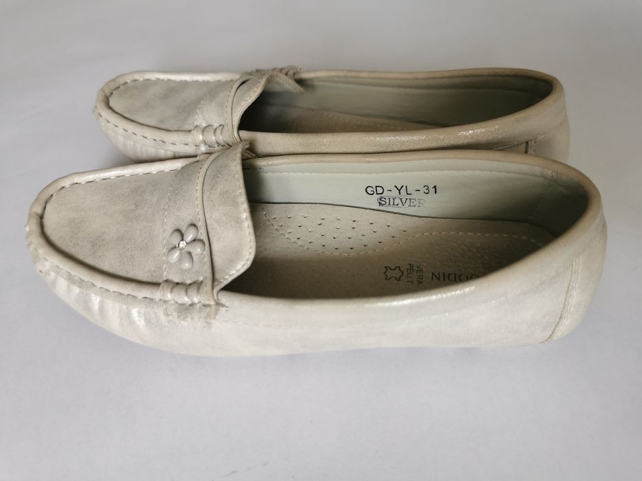 Buty dla dziewczynki rozm. 33