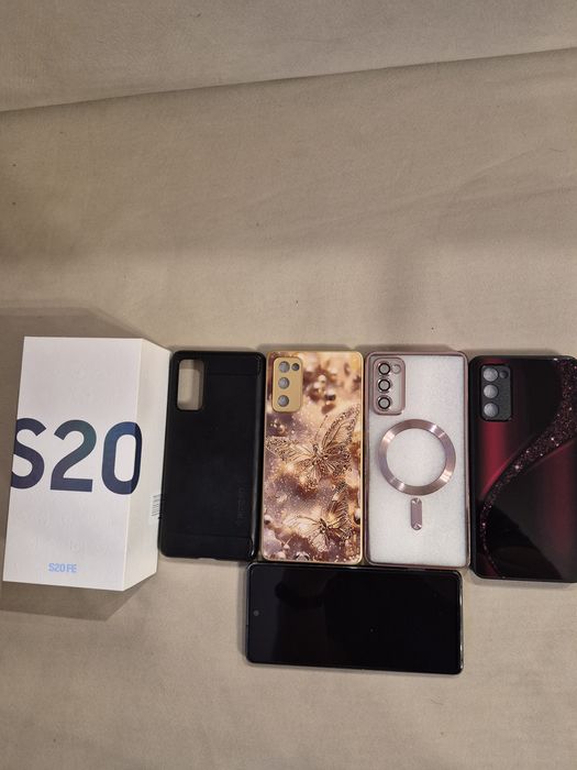 Samsung S20fe SM-G780F/DS 128GB +4 etui