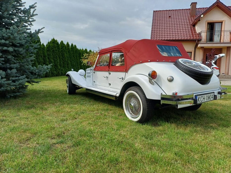 Auto do ślubu Retro unikatowa perełka z kierowcą