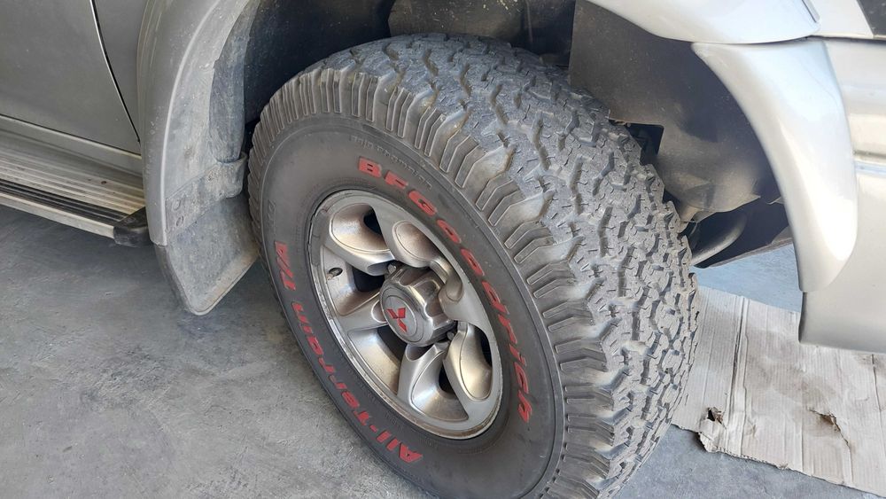 Mitsubishi  strakar  L200