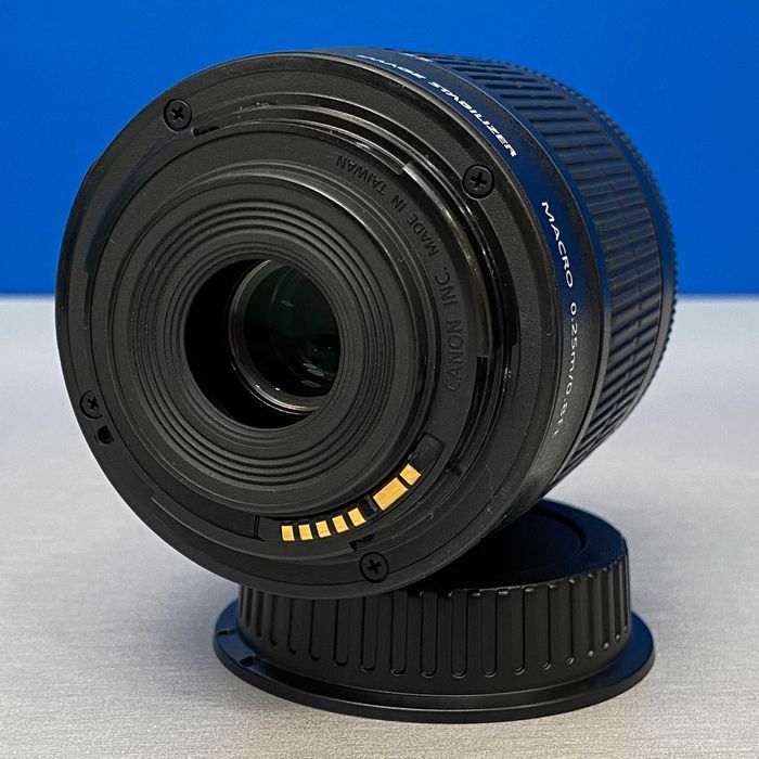 Canon EF-S 18-55mm f/3.5-5.6 IS STM