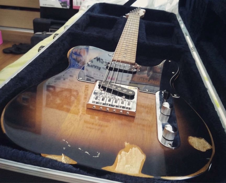 Estojo hard case para guitarra elétrica