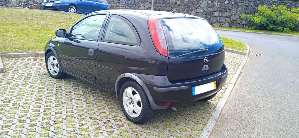 OPEL CORSA comercial 1.3 de 2004, ilha Terceira, Açores