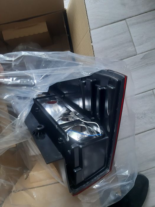 Nowa lampa WV Craftr II tył lewy