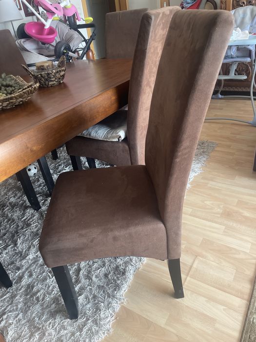 Vendo mesa com 6 cadeiras tudo em otimo estado