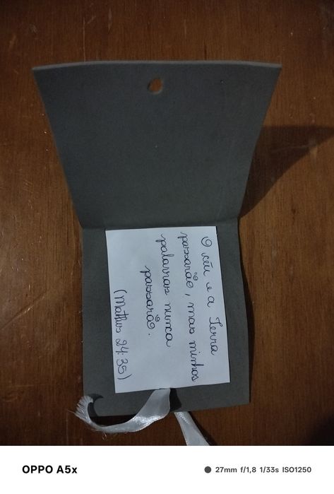 Biblias de fomi con mensajes bíblicos