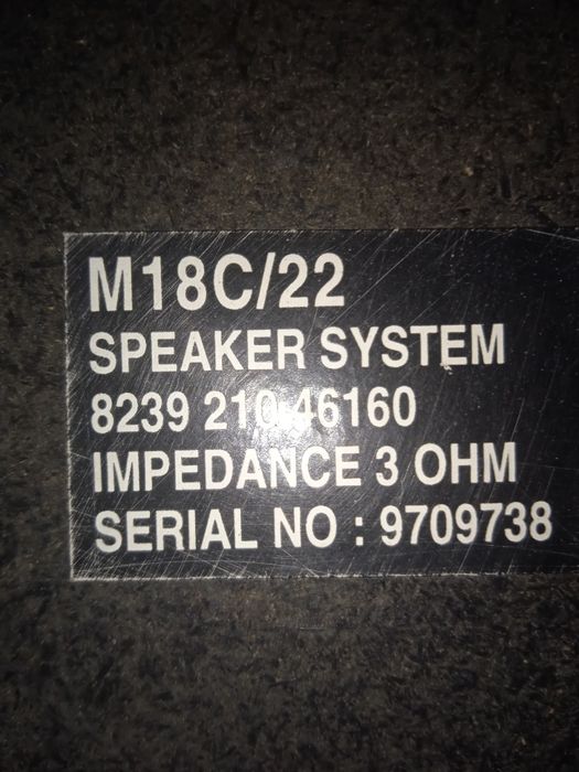 Par de Colunas Grundig 20w 3 ohm