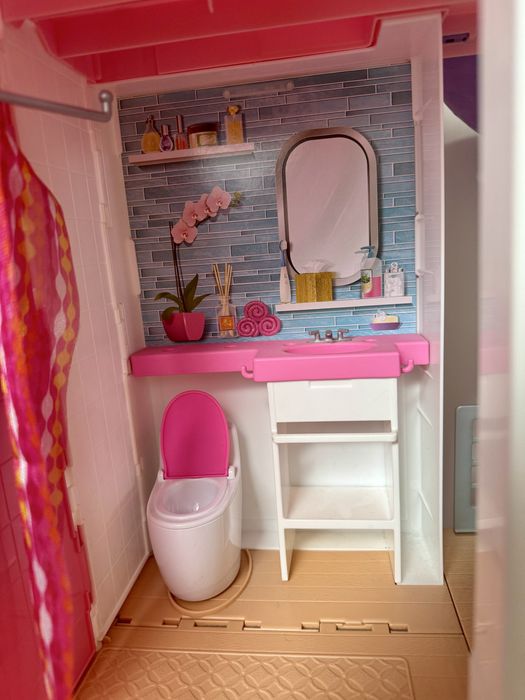 Domek dla barbie dreamhouse