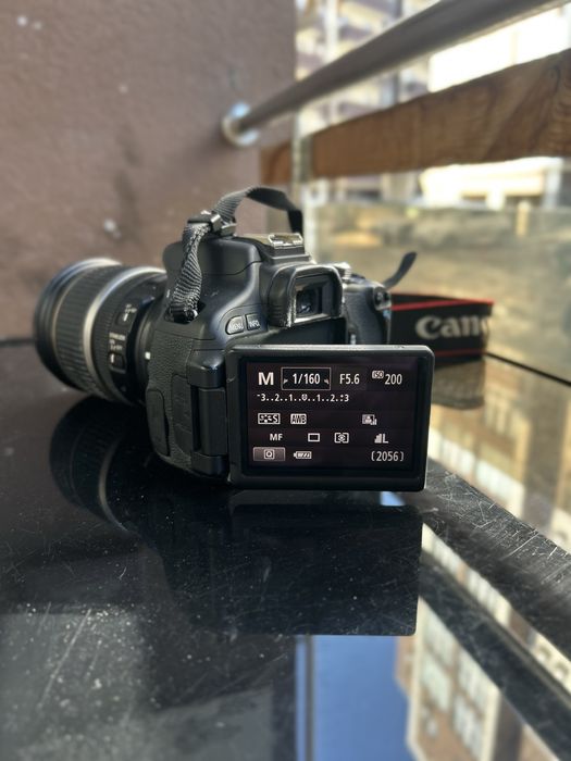 фотоаппарат Canon 600D с объективом Canon EF-S 17-55mm