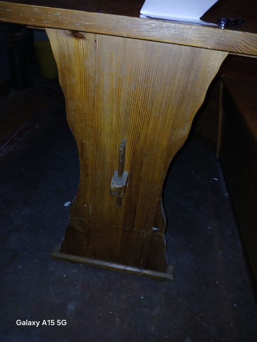 Stół do narożnika